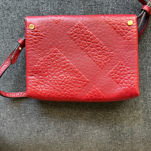 Authentic Burberry cross body bad - Picture 5 of 5